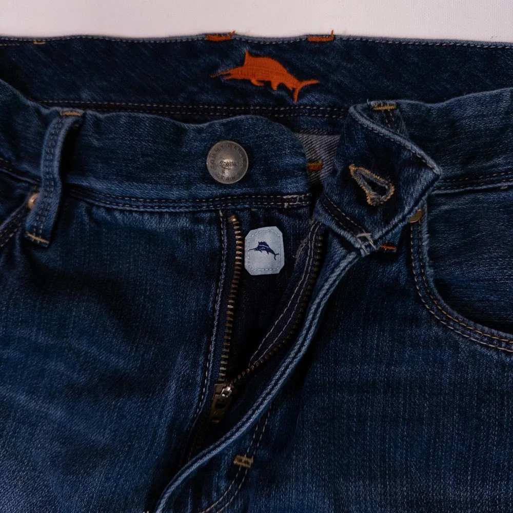 Tommy Bahama Jeans Mens 33x32 Blue Excellent Standard Fit Dark Wash Straight Leg